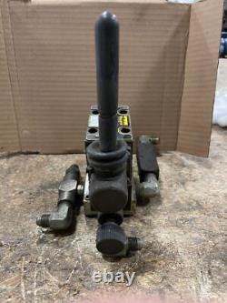 Parker D1VL1DN-72 Hydraulic Control Valve with FM2DDKN-50 500/5000PSI