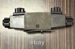 Parker D1VW004CNYCF Hydraulic Directional Control Valve 5000PSI 120V-AC