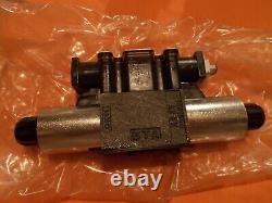 Parker D1VW008CNJG7B Hydraulic Directional Control Valve 24VDC New