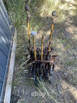 Parker Hannifin Tractor Backhoe Hydraulic Control Valve with Levers