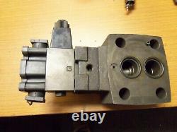 Parker Hydraulic 3000 Psi Directional Control Valve 120/60-110/50 V R10m2yh
