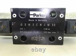 Parker Model D3W2CNJW30 Hydraulic Control Valve 350 bar max. NEW