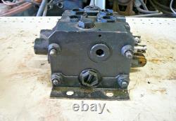 Parker / Voac Hydraulics Hv-07-922627 / M00054 Dbl Spool Hydraulic Control Valve