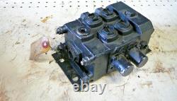 Parker / Voac Hydraulics Hv-07-922627 / M00054 Dbl Spool Hydraulic Control Valve