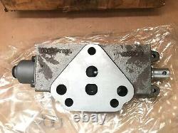 Pneu-Trol D50-AA4 Hydraulic Directional Control Valve Section NOS