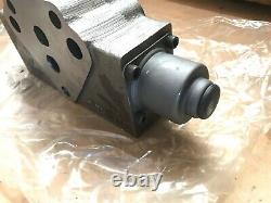 Pneu-Trol D50-AA4 Hydraulic Directional Control Valve Section NOS