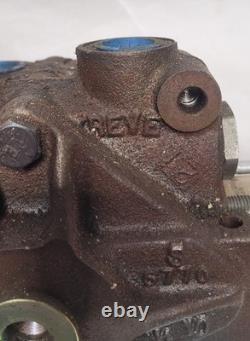 REVE 8072 8398D 6770 10 L92 P711 V20 5989 A 3000 Hydraulic Control Valve