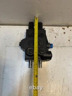 Sauer Danfoss 341D 156B7056 Hydraulic Control Valve