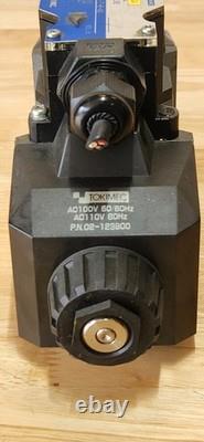 TOKIMEC TOKYO KEIKI HYDRAULIC CONTROL VALVE DG4V-5-8C-M-PL-T-6-40 110AC Solenoid