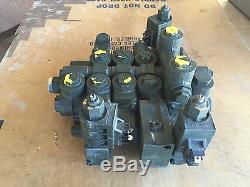 Unimog FLU419 HYDRAULIC CONTROL VALVE FRONT LOADER A4195537102 N-993653