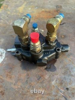Used Hydraulic Control Valve fits Case 40XT 60XT 70XT 1835C 1840 1845C H674465
