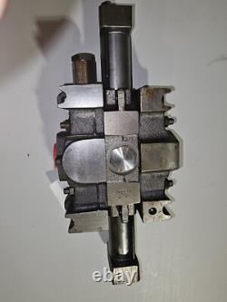 V1126 VT-1126 Parker Hydraulic Control Valve Spool 355-9001-061 Relief Valve