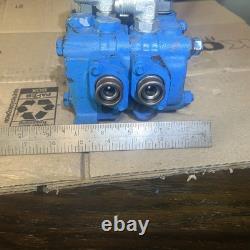 Vickers 222627 Hydraulic Manual 2 Spool Valve 3 Position Control