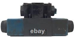 Vickers DG4V-3S-6C-M-FW-B5-60 4-Way Hydraulic Directional Control Valve