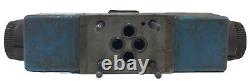 Vickers DG4V-3S-6C-M-FW-B5-60 4-Way Hydraulic Directional Control Valve