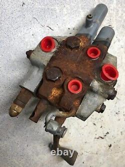 Wheel Horse C-195 Tractor Hydraulic Control Valve